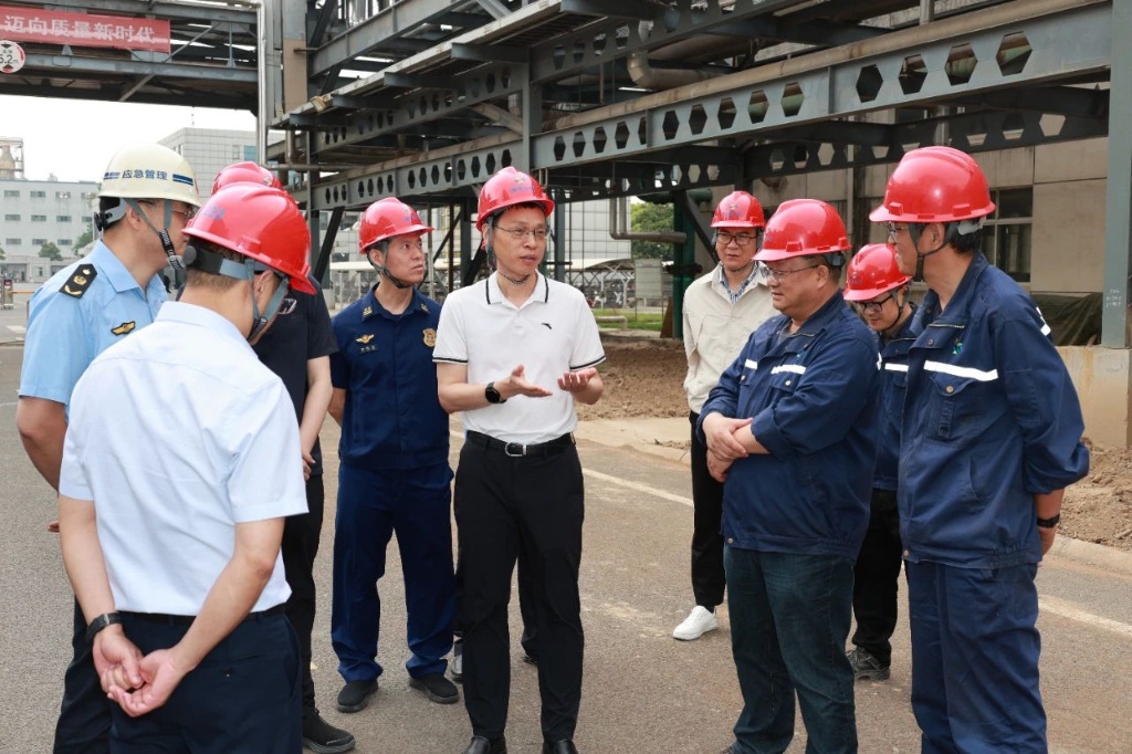 市委常委、常務副市長張韶峰檢查節日期間化工企業安全生產工作